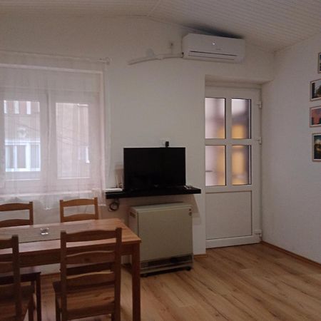 Visoki Vrh Apartman Beograd Ngoại thất bức ảnh